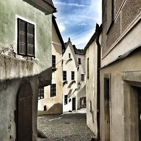 U Náměstí - At The Town Square 4*